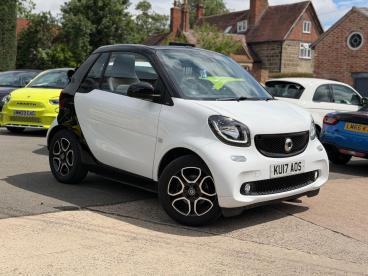 SPOTICAR Smart Fortwo 0.9t Prime (premium Plus) Cabriolet Twinamic Euro Used Car - City Car Petrol White - Warwick - 1200611226_1