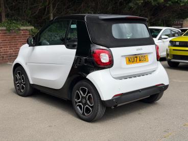 SPOTICAR Smart Fortwo 0.9t Prime (premium Plus) Cabriolet Twinamic Euro Used Car - City Car Petrol White - Warwick - 1200611226_2
