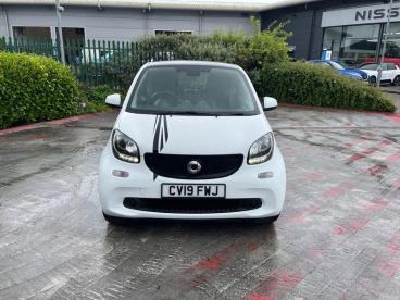 SPOTICAR Smart Fortwo 1.0 Prime (premium) Twinamic Euro 6 (s/s) 2dr Used Car - City Car Petrol White - Bodmin - 1200611488_2