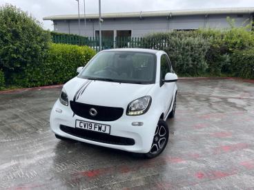 SPOTICAR Smart Fortwo 1.0 Prime (premium) Twinamic Euro 6 (s/s) 2dr Used Car - City Car Petrol White - Bodmin - 1200611488_3