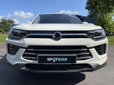 SPOTICAR Ssangyong Korando 1.5 Ultimate Auto Euro 6 (s/s) 5dr Used Car - Suv Petrol White - Swansea - 1200489470_2