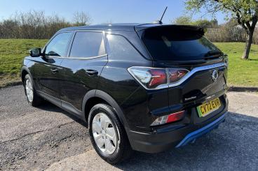 SPOTICAR Ssangyong Korando 61.5kwh Ultimate Auto 5dr Used Car - Suv Electric Black - Bridgend - 1200497148_3