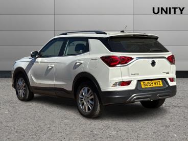 SPOTICAR Ssangyong Korando 1.6d Pioneer Auto 4wd Euro 6 5dr Used Car - Suv Diesel White - Balsall Common - 1200512039_5