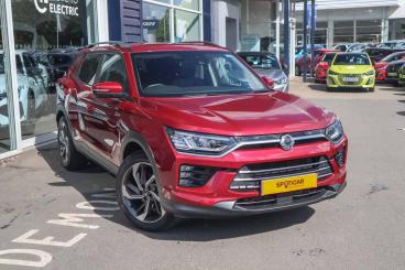 SPOTICAR Ssangyong Korando 1.5 Ultimate Auto Euro 6 (s/s) 5dr Used Car - Suv Petrol Red - Leamington - 1200528741_1