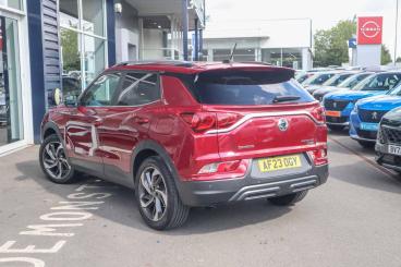 SPOTICAR Ssangyong Korando 1.5 Ultimate Auto Euro 6 (s/s) 5dr Used Car - Suv Petrol Red - Leamington - 1200528741_2