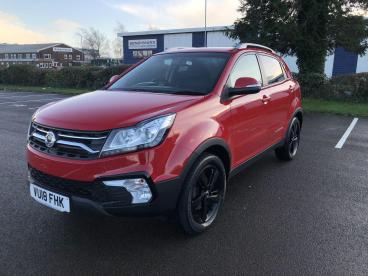 SPOTICAR Ssangyong Korando 2.2d Le Auto Euro 6 5dr Used Car - Suv Diesel Red - Bridgend - 1200569351_3