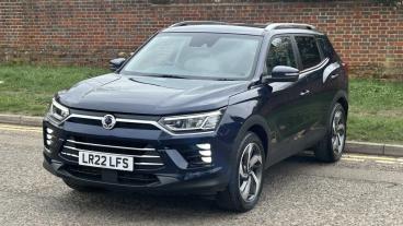 SPOTICAR Ssangyong Korando 1.5 Ultimate Auto Euro 6 (s/s) 5dr Used Car - Suv Petrol Blue - Hemel Hempstead - 1200580942_3