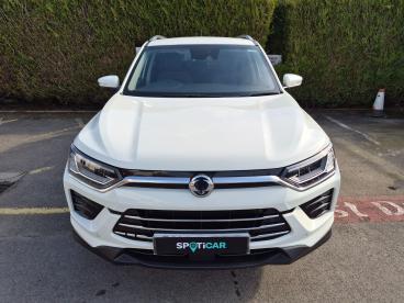 SPOTICAR Ssangyong Korando 1.5 Ultimate Auto Euro 6 (s/s) 5dr Used Car - Suv Petrol White - Salisbury - 500581121_2