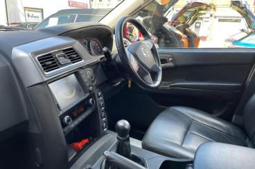 SPOTICAR Ssangyong Musso 2.2d Ex 4wd Euro 6 4dr Used Car - Commercial Vehicle Diesel Red - Newark On Trent - 1200525082_2