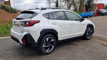 SPOTICAR Subaru Crosstrek 2.0 I E-boxer Touring Lineartronic 4wd Euro 6 (s/s Used Car - Suv Hybrid  - Hemel Hempstead - 1200557522_4