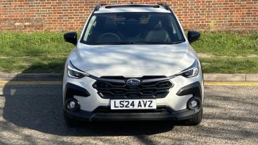 SPOTICAR Subaru Crosstrek 2.0 I E-boxer Touring Lineartronic 4wd Euro 6 (s/s Used Car - Suv Hybrid White - Hemel Hempstead - 1200594662_3