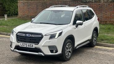 SPOTICAR Subaru Forester 2.0 I E-boxer Xe Lineartronic 4wd Euro 6 (s/s) 5dr Used Car - Suv Hybrid White - Hemel Hempstead - 1200580940_3