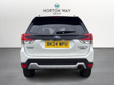 SPOTICAR Subaru Forester 2.0 I E-boxer Xe Premium Lineartronic 4wd Euro 6 ( Used Car - Suv Hybrid White - Letchworth - 1200586202_5