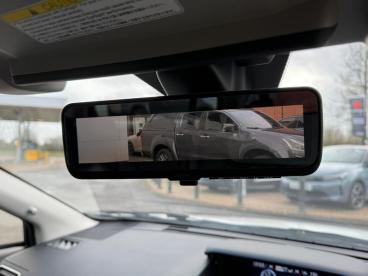 SPOTICAR Subaru Levorg 2.0i Gt Sport Tourer Lineartronic 4wd Euro 6 (s/s) Used Car - Estate Petrol White - Wantage - 1200569209_3