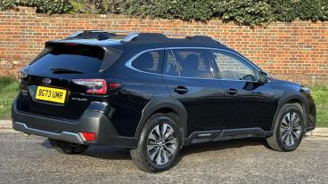 SPOTICAR Subaru Outback 2.5i Touring Lineartronic 4wd Euro 6 (s/s) 5dr Used Car - Suv Petrol Black - Hemel Hempstead - 1200561482_5