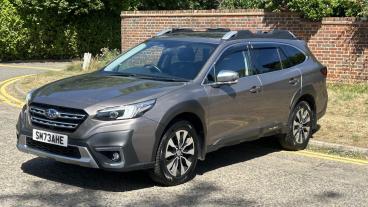 SPOTICAR Subaru Outback 2.5i Touring Lineartronic 4wd Euro 6 (s/s) 5dr Used Car - Suv Petrol Gold - Hemel Hempstead - 1200614987_2