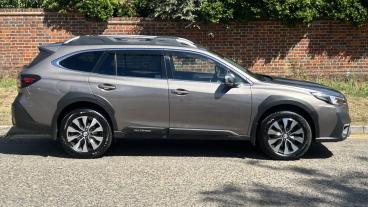 SPOTICAR Subaru Outback 2.5i Touring Lineartronic 4wd Euro 6 (s/s) 5dr Used Car - Suv Petrol Gold - Hemel Hempstead - 1200614987_4