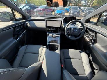 SPOTICAR Subaru Solterra 71.4kwh Touring Auto Awd 5dr Used Car - Suv Electric Black - Wantage - 1200612212_2