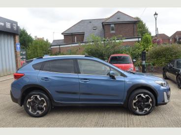 SPOTICAR Subaru Xv 2.0 I E-boxer Se Premium Lineartronic 4wd Euro 6 ( Used Car - Suv Hybrid Blue - Pulborough - 1200538268_3