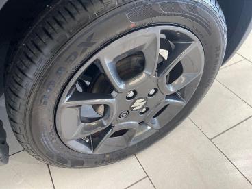 SPOTICAR Suzuki Ignis 1.2 Dualjet Mhev Sz5 Cvt Euro 6 (s/s) 5dr Used Car - City Car Hybrid Green - Bridgend - 1200603114_4