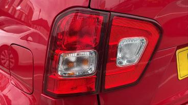 SPOTICAR Suzuki Ignis 1.2 Dualjet Sz3 Euro 6 5dr Used Car - City Car Petrol Red - Preston - 1200616074_5