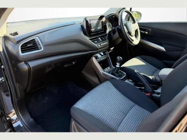 SPOTICAR Suzuki S-cross 1.4 Boosterjet Mhev Motion Euro 6 (s/s) 5dr Used Car - Suv Hybrid Black - Eastbourne - 1200601379_2