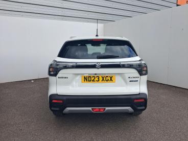 SPOTICAR Suzuki S-cross 1.4 Boosterjet Mhev Motion Euro 6 (s/s) 5dr Used Car - Suv Hybrid White - Trowbridge - 1200629878_5