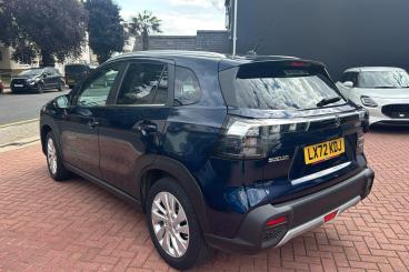 SPOTICAR Suzuki S-cross 1.4 Boosterjet Mhev Motion Euro 6 (s/s) 5dr Used Car - Suv Hybrid Blue - Bromley - 1200635661_2