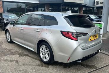 SPOTICAR Suzuki Swace 1.8h Sz-t Cvt Euro 6 (s/s) 5dr Used Car - Estate Hybrid Silver - Bromley - 1200530670_2