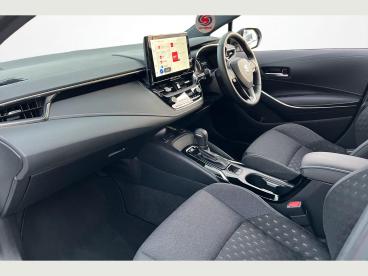 SPOTICAR Suzuki Swace 1.8h Ultra Cvt Euro 6 (s/s) 5dr Used Car - Estate Hybrid White - Uckfield - 1200557834_2