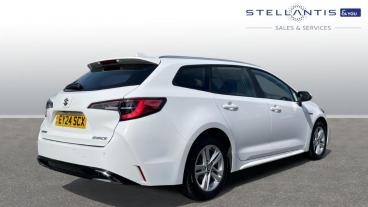 SPOTICAR Suzuki Swace 1.8h Motion Cvt Euro 6 (s/s) 5dr Used Car - Estate Hybrid White - Hatfield - 1200593689_3