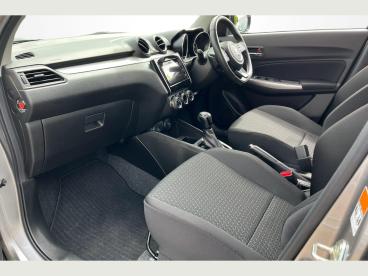 SPOTICAR Suzuki Swift 1.2 Dualjet Mhev Sz5 Cvt Euro 6 (s/s) 5dr Used Car - City Car Hybrid Silver - Uckfield - 1200508274_2