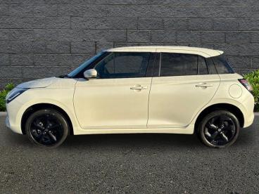 SPOTICAR Suzuki Swift 1.2 Mhev Ultra Allgrip Euro 6 (s/s) 5dr Used Car - City Car Hybrid White - Weymouth - 1200543627_4