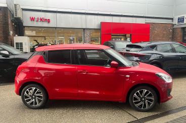 SPOTICAR Suzuki Swift 1.2 Dualjet Mhev Sz-l Euro 6 (s/s) 5dr Used Car - City Car Hybrid Red - Bromley - 1200563844_5