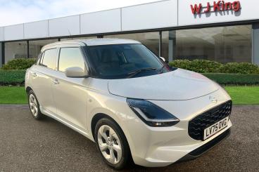SPOTICAR Suzuki Swift 1.2 Mhev Motion Euro 6 (s/s) 5dr Used Car - City Car Hybrid White - Bromley - 1200563847_1