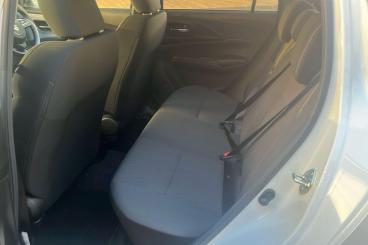 SPOTICAR Suzuki Swift 1.2 Mhev Motion Euro 6 (s/s) 5dr Used Car - City Car Hybrid White - Bromley - 1200563847_5