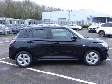 SPOTICAR Suzuki Swift 1.2 Mhev Motion Euro 6 (s/s) 5dr Used Car - City Car Hybrid Black - Shrewsbury - 1200565788_5