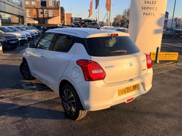 SPOTICAR Suzuki Swift 1.2 Dualjet Mhev Sz-l Euro 6 (s/s) 5dr Used Car - City Car Hybrid White - Wakefield - 1200567235_3