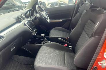 SPOTICAR Suzuki Swift 1.2 Dualjet Mhev Sz5 Cvt Euro 6 (s/s) 5dr Used Car - City Car Hybrid Orange - Bromley - 1200567391_3