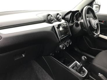 SPOTICAR Suzuki Swift 1.0 Boosterjet Shvs Sz5 Euro 6 (s/s) 5dr Used Car - City Car Hybrid Red - Bangor - 1200570492_5