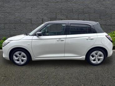 SPOTICAR Suzuki Swift 1.2 Mhev Motion Cvt Euro 6 (s/s) 5dr Used Car - City Car Hybrid White - Weymouth - 1200571803_4