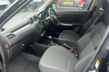SPOTICAR Suzuki Swift 1.2 Dualjet Mhev Sz5 Cvt Euro 6 (s/s) 5dr Used Car - City Car Hybrid Black - Bromley - 1200572612_3
