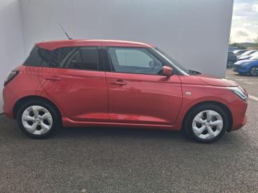 SPOTICAR Suzuki Swift 1.2 Mhev Motion Euro 6 (s/s) 5dr Used Car - City Car Hybrid Red - Trowbridge - 1200583452_5