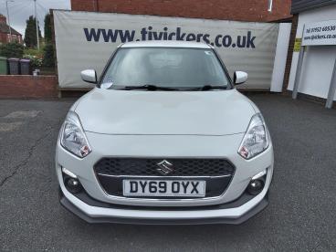 SPOTICAR Suzuki Swift 1.2 Dualjet Attitude Euro 6 (s/s) 5dr Used Car - City Car Petrol White - Telford - 1200591714_4