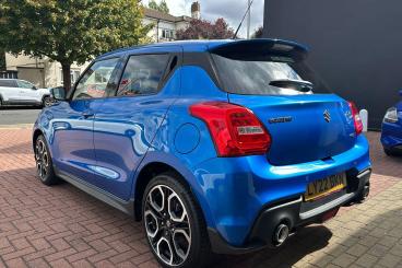 SPOTICAR Suzuki Swift 1.4 Boosterjet Mhev Sport Euro 6 (s/s) 5dr Used Car - City Car Hybrid Blue - Bromley - 1200633711_2