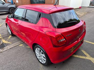 SPOTICAR Suzuki Swift 1.2 Dualjet Mhev Sz-t Cvt Euro 6 (s/s) 5dr Used Car - City Car Hybrid Red - Salisbury - 500636305_4