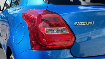 SPOTICAR Suzuki Swift 1.2 Dualjet Mhev Sz-l Euro 6 (s/s) 5dr Used Car - City Car Hybrid Blue - Romford - 1200637213_5