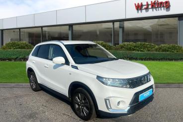 SPOTICAR Suzuki Vitara 1.4 Boosterjet Mhev Sz-t Auto Euro 6 (s/s) 5dr Used Car - Suv Hybrid White - Bromley - 1200531962_1
