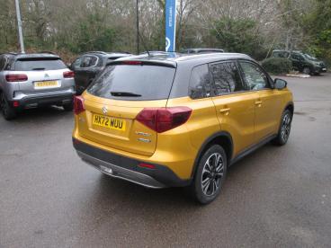SPOTICAR Suzuki Vitara 1.4 Boosterjet Mhev Sz5 Allgrip Euro 6 (s/s) 5dr Used Car - Suv Hybrid Yellow - Wokingham - 1200567293_3