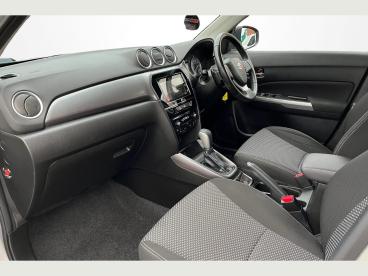 SPOTICAR Suzuki Vitara 1.0 Boosterjet Sz-t Auto Euro 6 (s/s) 5dr Used Car - Suv Petrol Silver - Uckfield - 1200568897_2